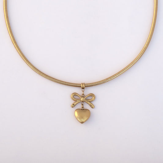 Elegant Bow Heart Hasli Choker Charm Necklace - ZIPPORY