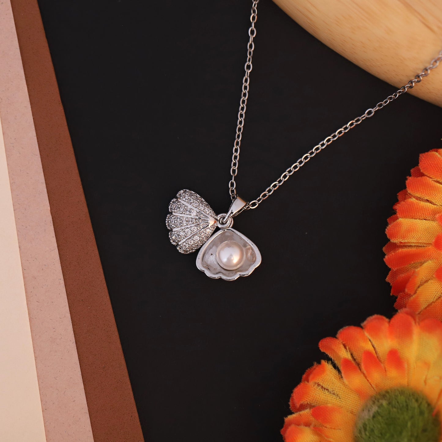 Minimalist Silver Pearl Necklace - ZIPPORY