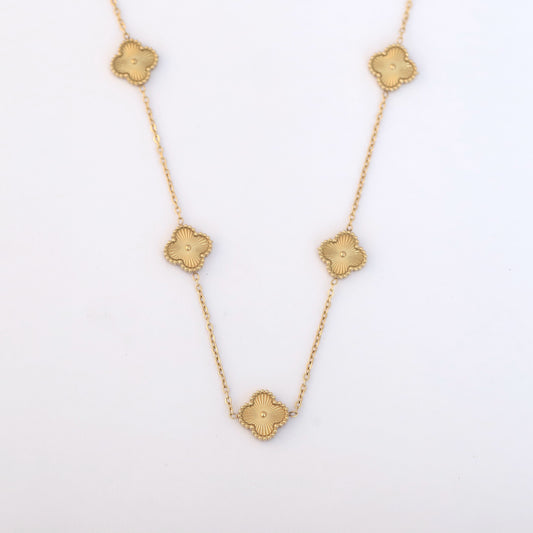 Elegant Golden Clover Charm Necklace - ZIPPORY