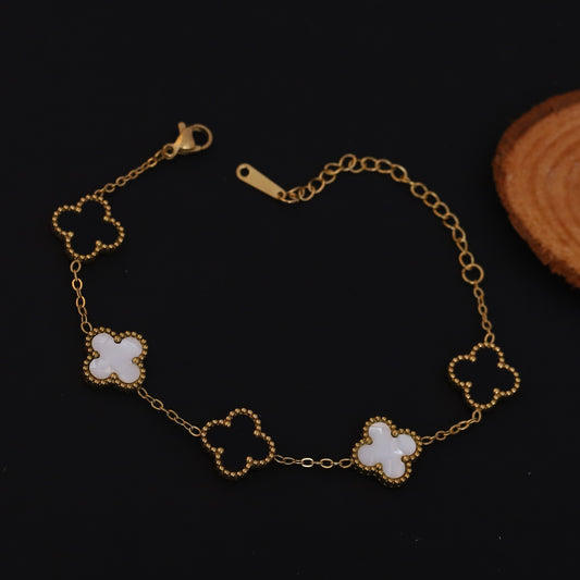 Korean Clover Black White Chain Bracelet - ZIPPORY