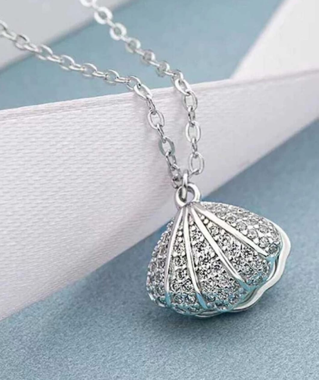 Minimalist Silver Pearl Necklace - ZIPPORY