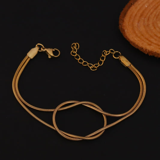 Queen Love Knot Chain Bracelet - ZIPPORY