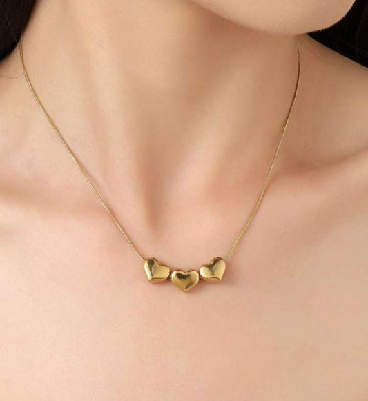 Three Heart Charm Minimalist Necklace - ZIPPORY