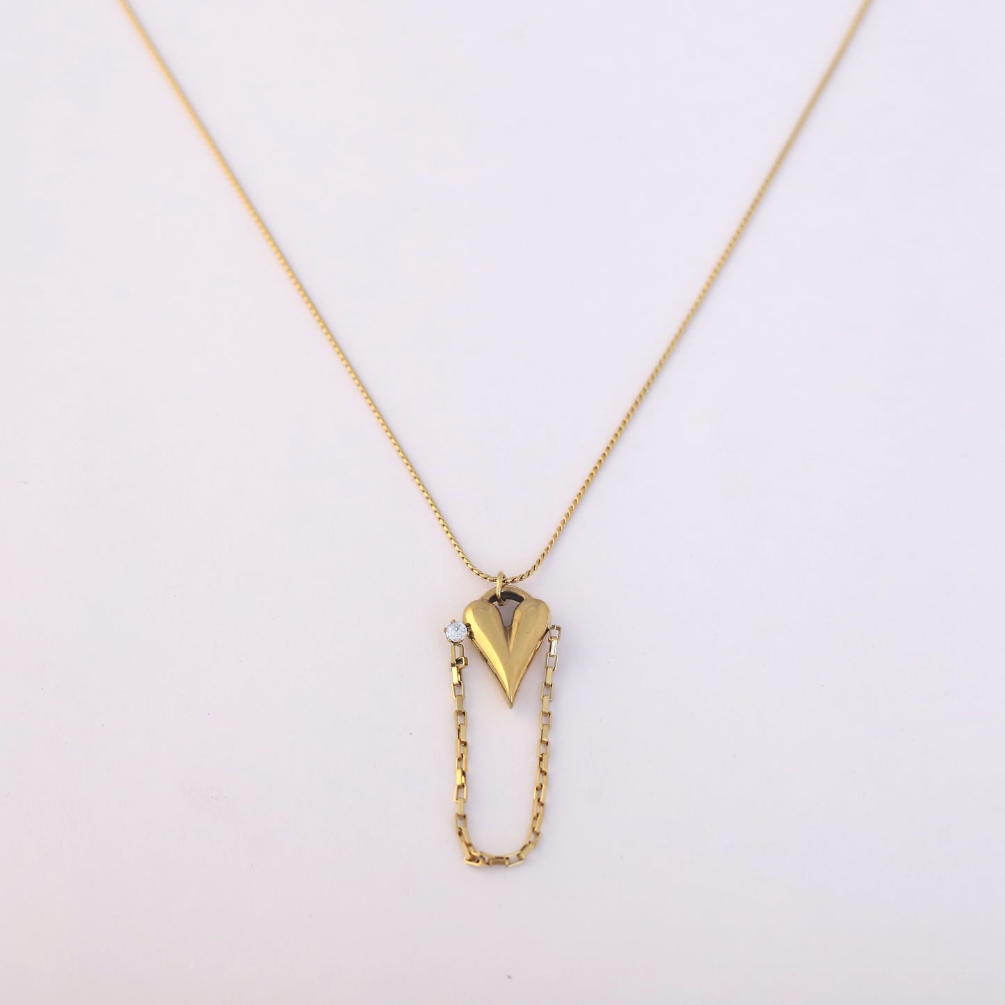 Elegant 22K Gold Plated Zirconia Heart Necklace - ZIPPORY