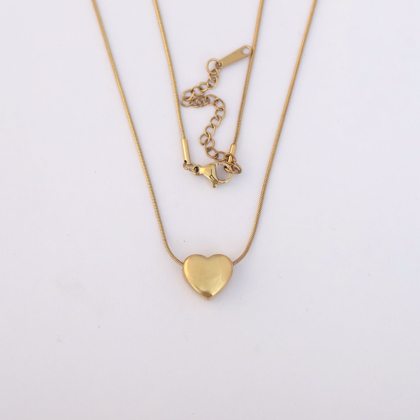 Minimalist Heart Pendant Necklace - ZIPPORY