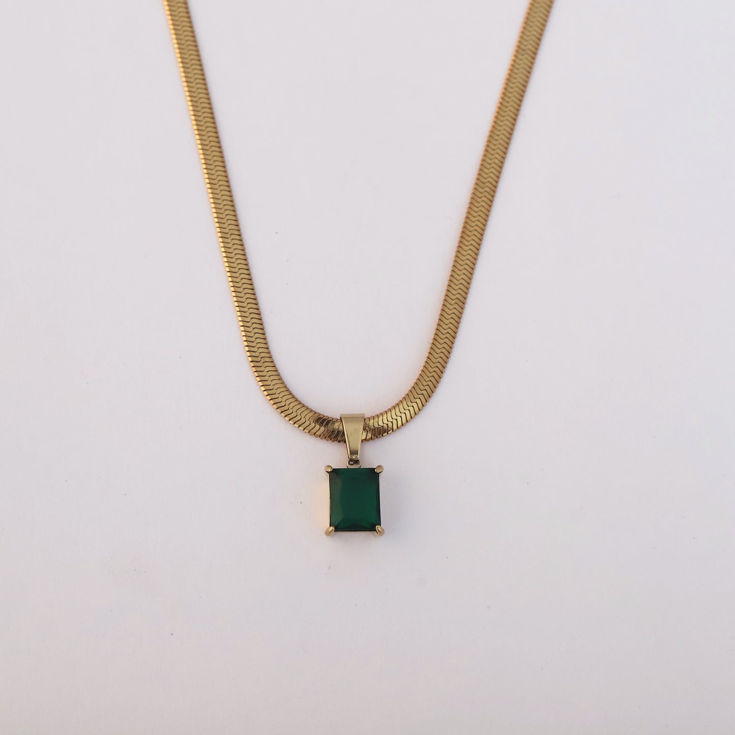 Emerald Snake Chain Necklace - ZIPPORY