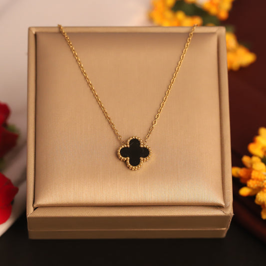 Black clover necklace 