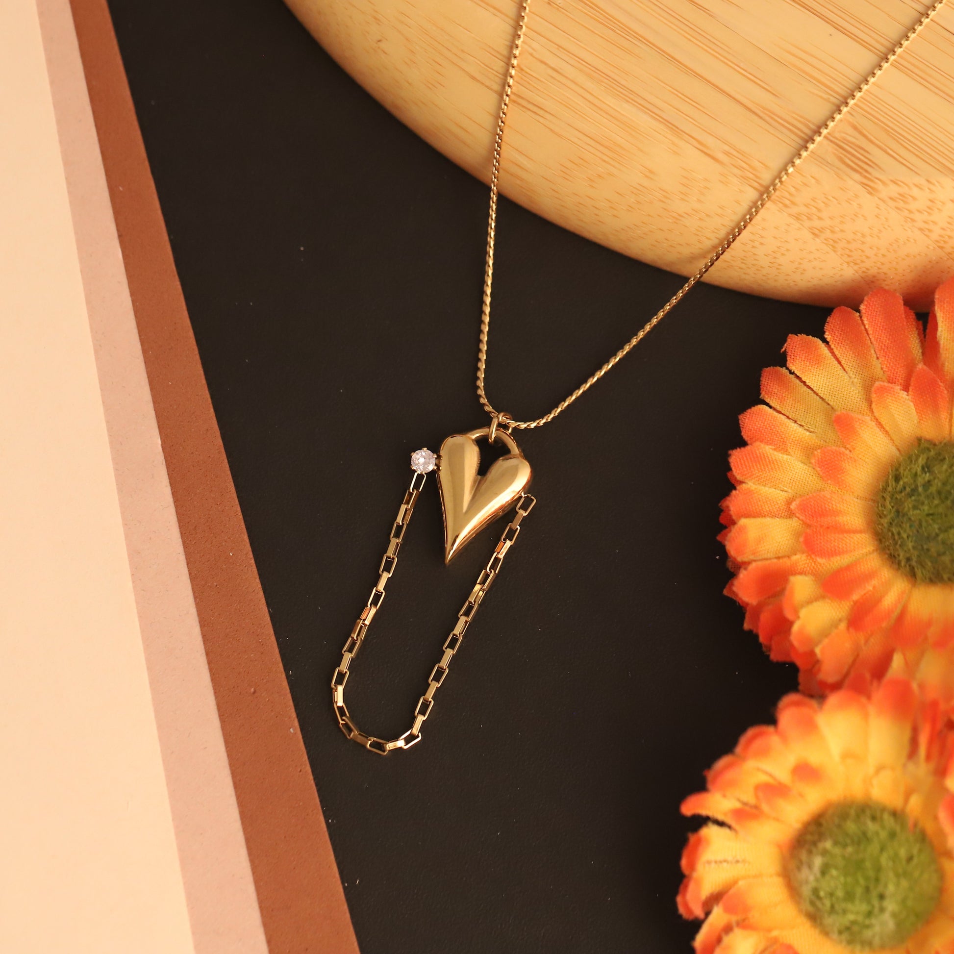 Elegant 22K Gold Plated Zirconia Heart Necklace - ZIPPORY