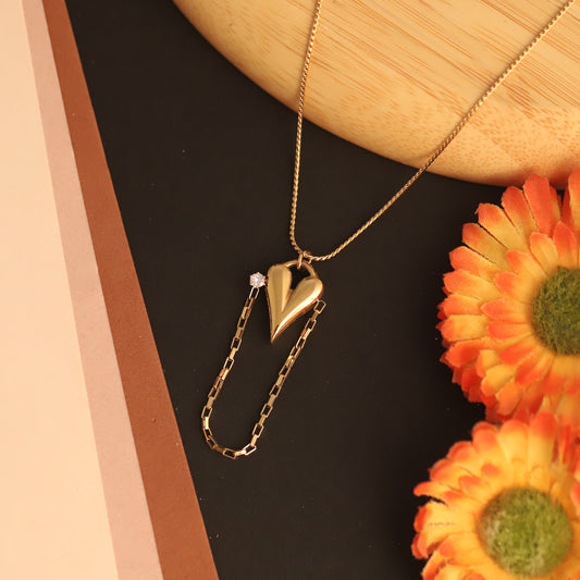 Elegant 22K Gold Plated Zirconia Heart Necklace - ZIPPORY