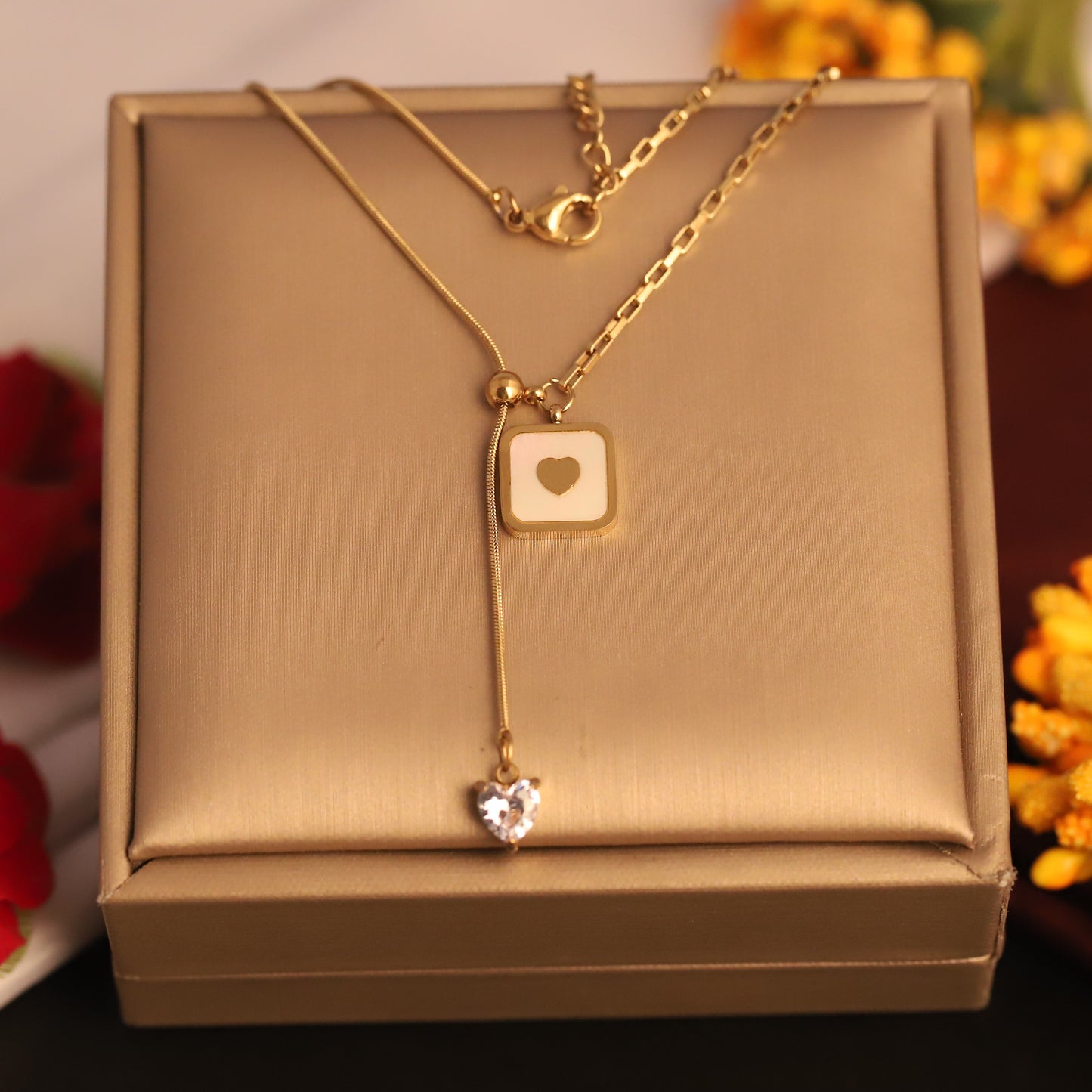 Chic Gold Heart Crystal Drop Pendant Necklace - ZIPPORY