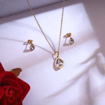 Elegant 22K Gold-Plated Teardrop Crystal Jewelry Necklace Set