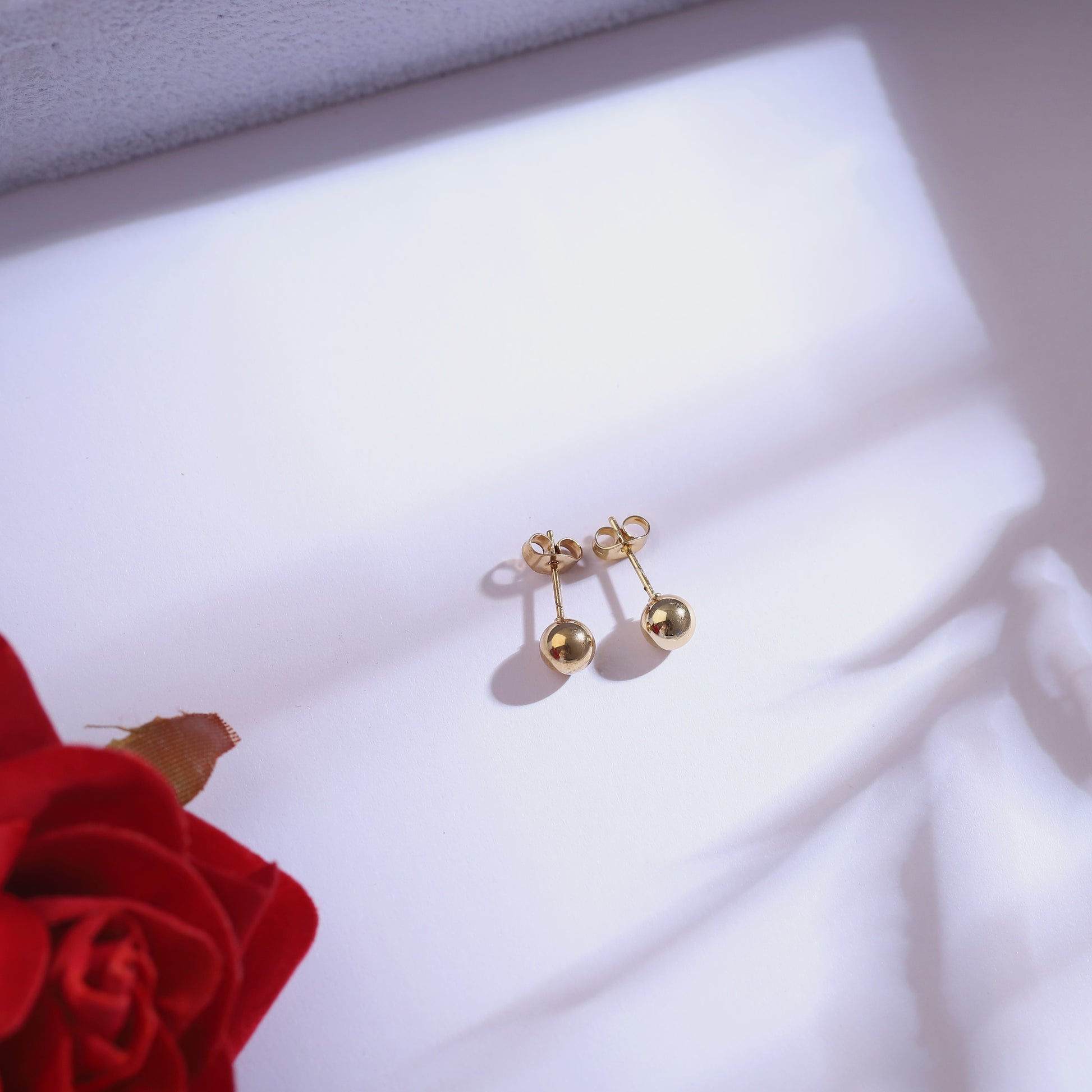 Red Clover Layered Necklace Jewelry Set - 22K Gold Plated - ZIPPORY