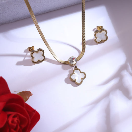 White Clover Charm Necklace Jewelry Set-22K Gold Plated