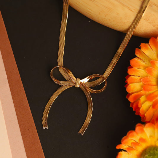 Bold Bow Pendant Necklace – Thick Snake Chain - ZIPPORY