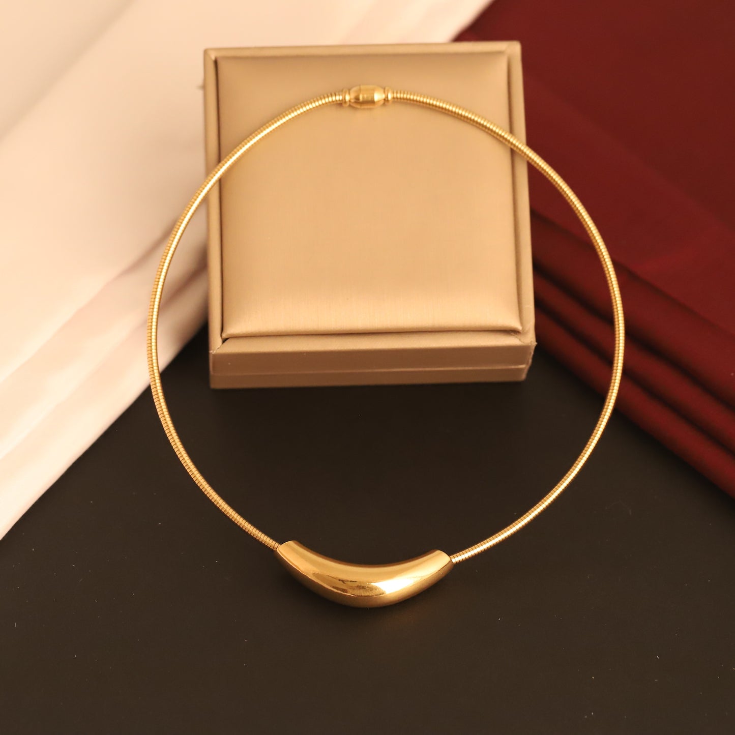 Classic Hasli Necklace-Modern Choker Design - ZIPPORY