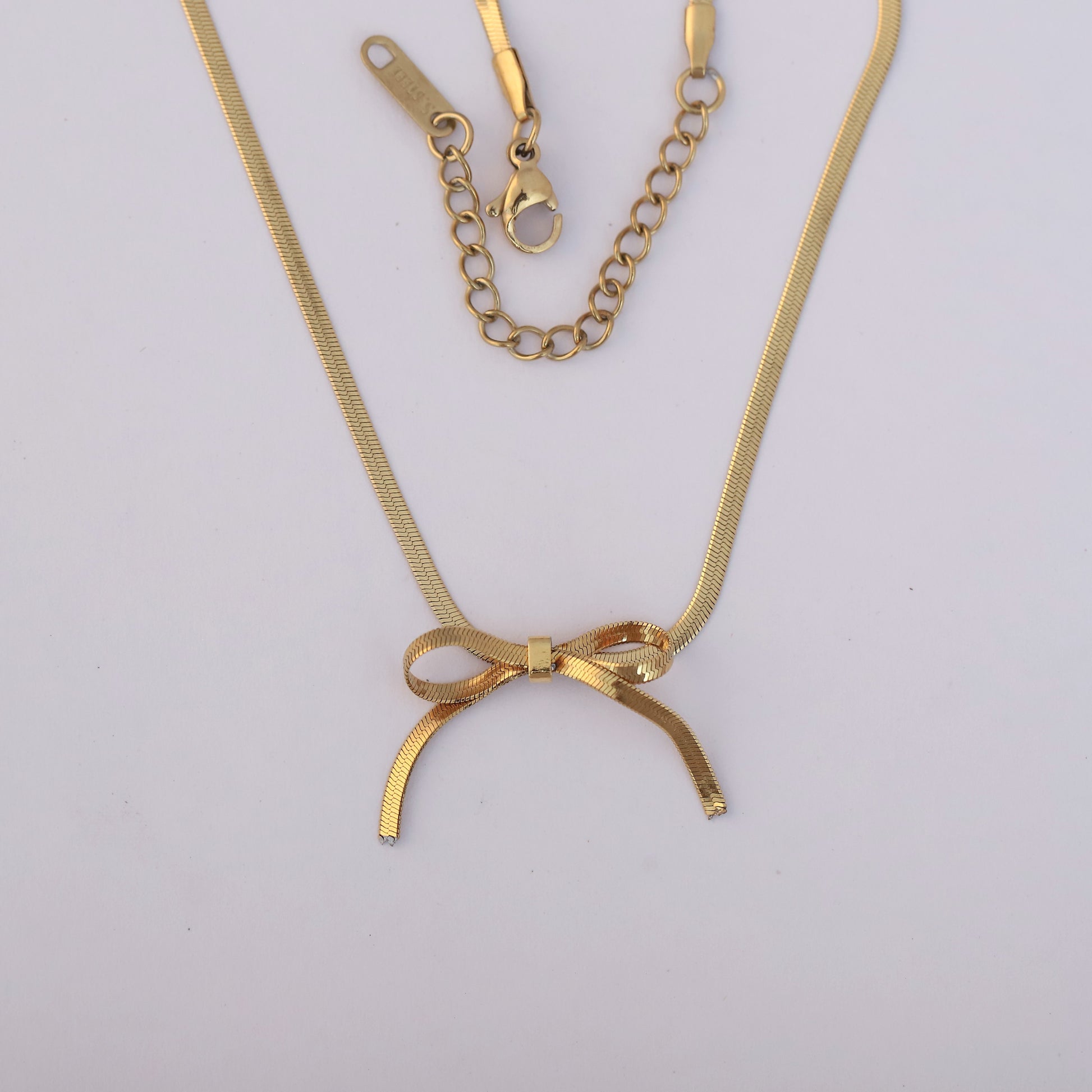 Elegant Bow Pendant Necklace-Slim Snake Chain - ZIPPORY