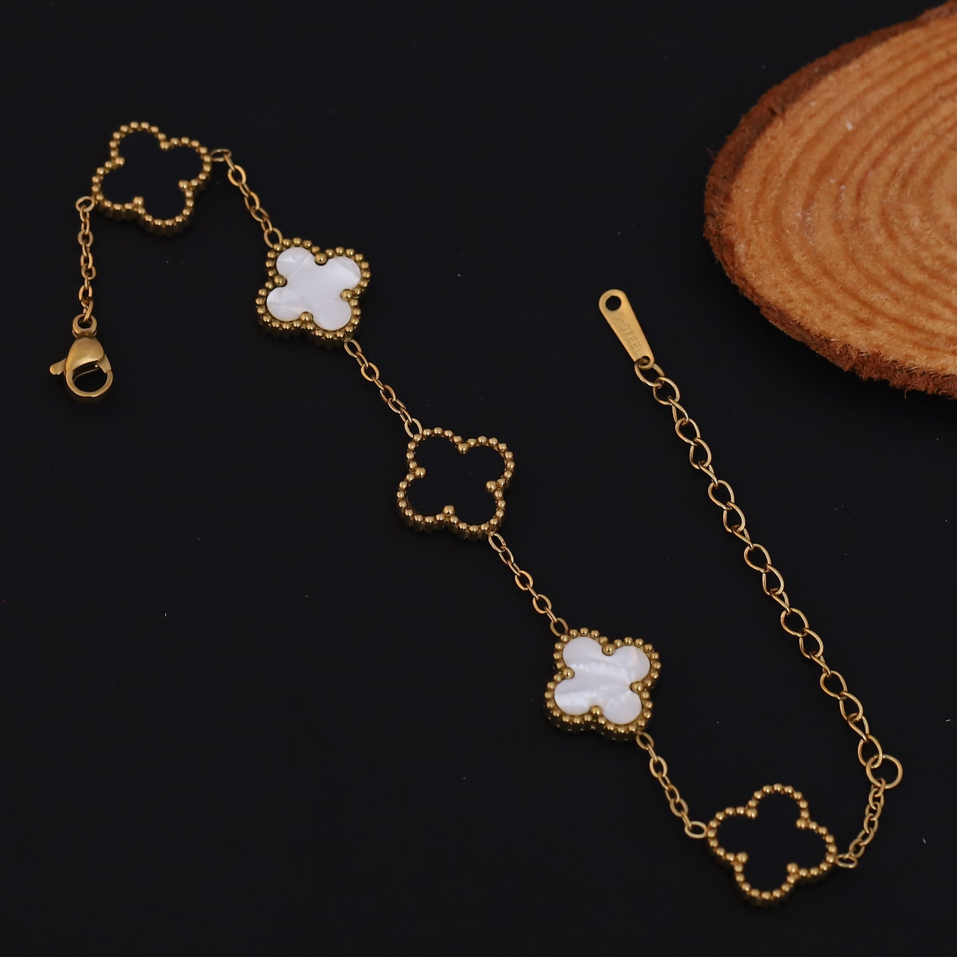 Korean Clover Black White Chain Bracelet - ZIPPORY