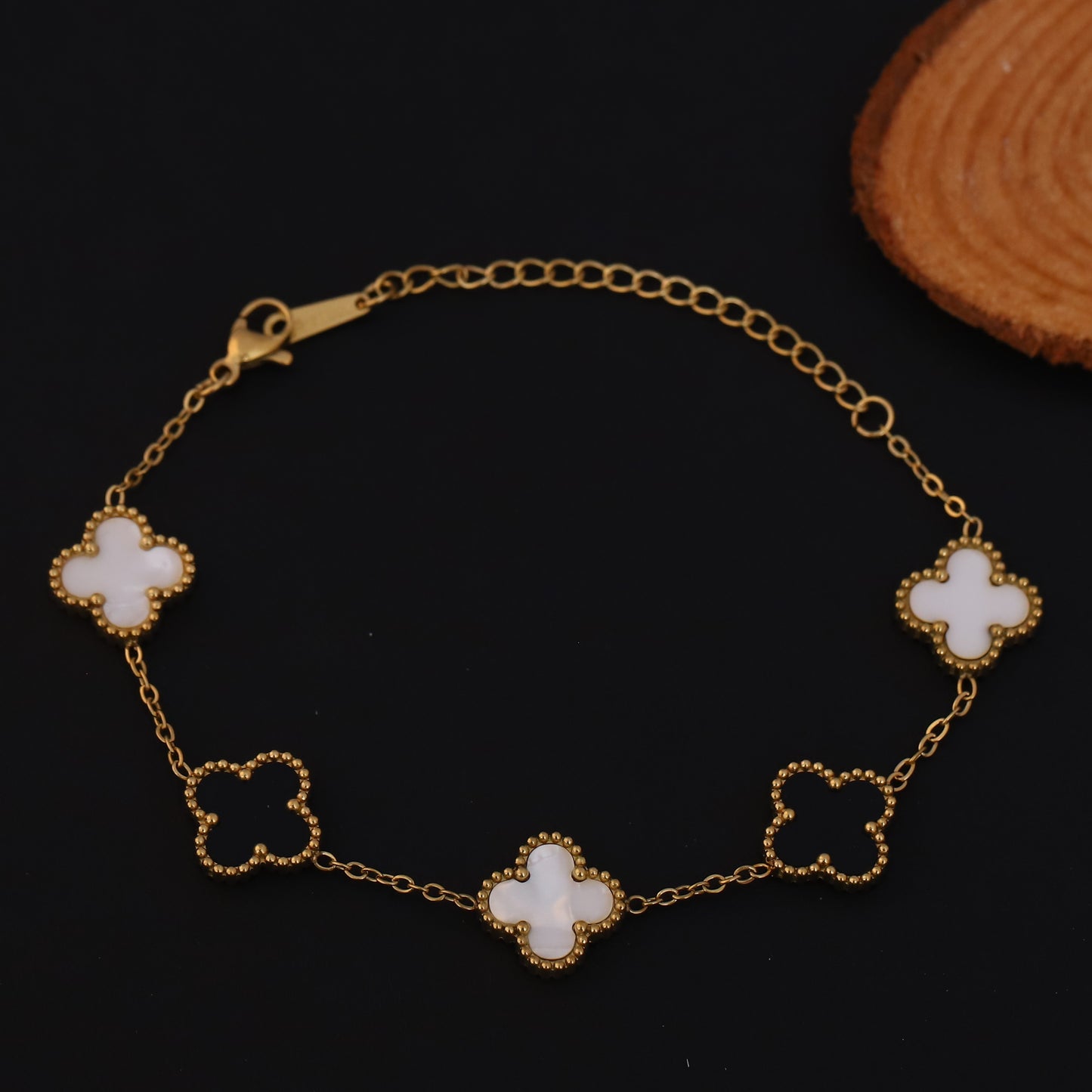 Korean Clover Black White Chain Bracelet - ZIPPORY