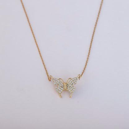 Magnetic Openable Butterfly Pendant Necklace - ZIPPORY