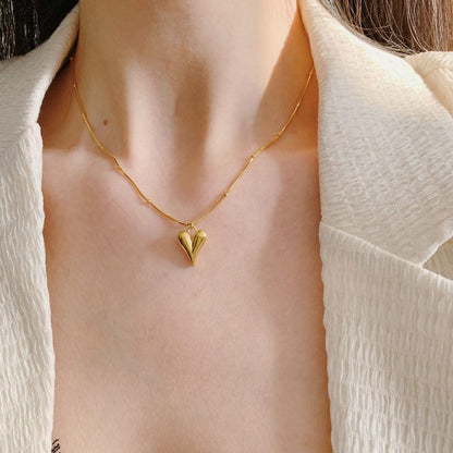 Minimalist Heart Pendant Beaded Necklace - ZIPPORY