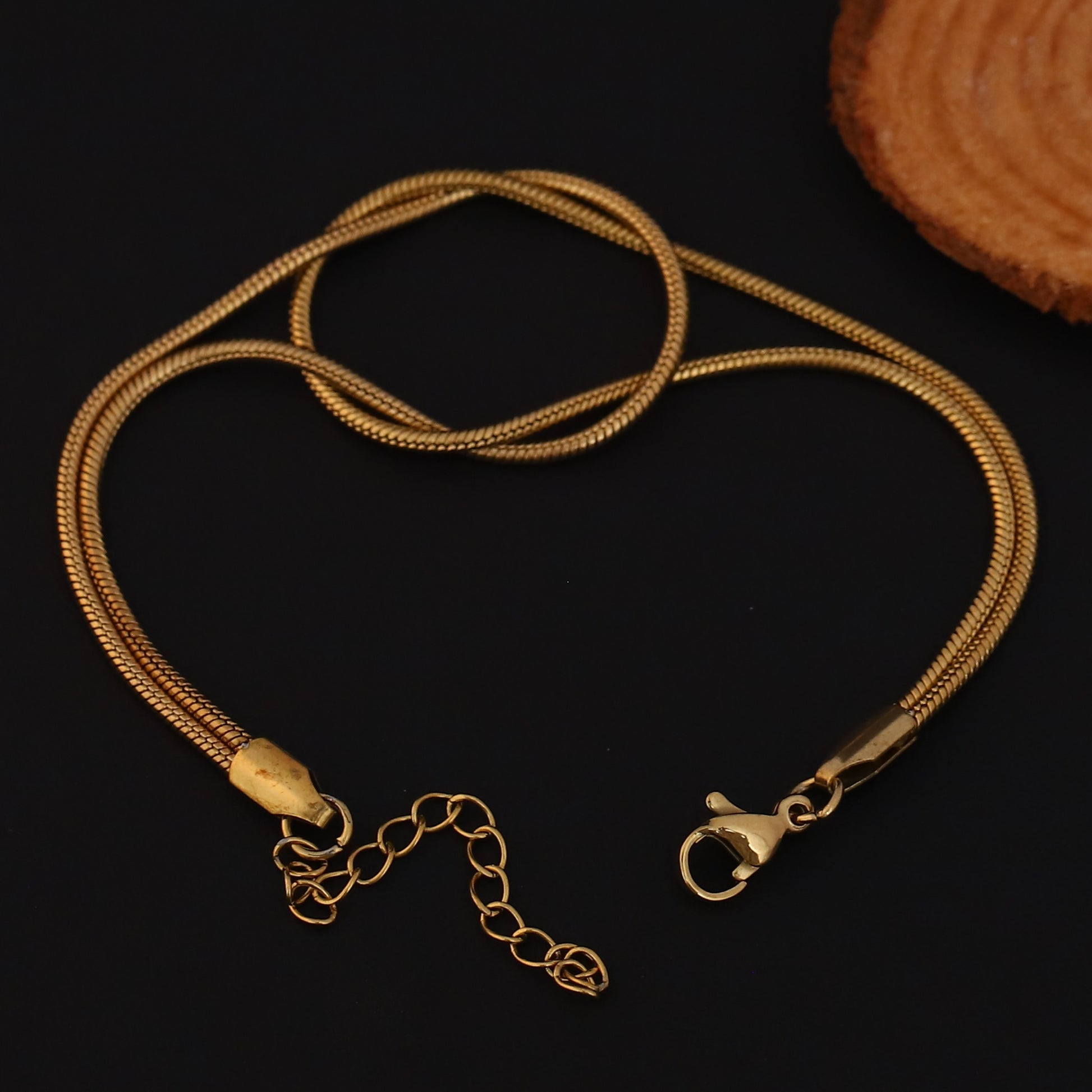 Queen Love Knot Chain Bracelet - ZIPPORY