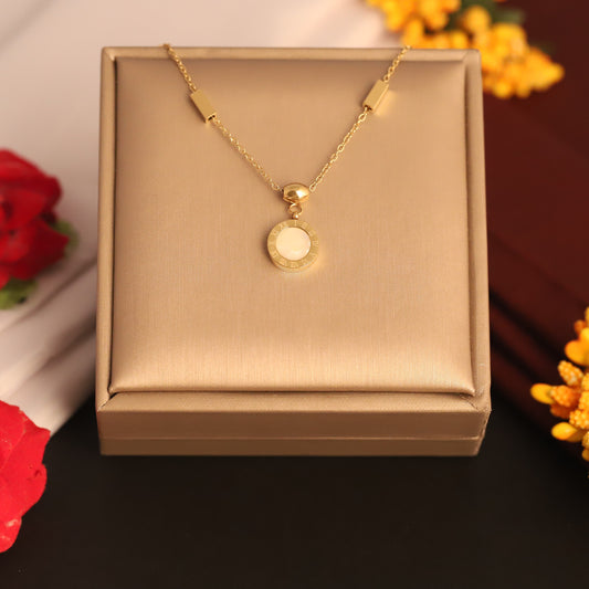 Reversible Roman Pendant Necklace - ZIPPORY