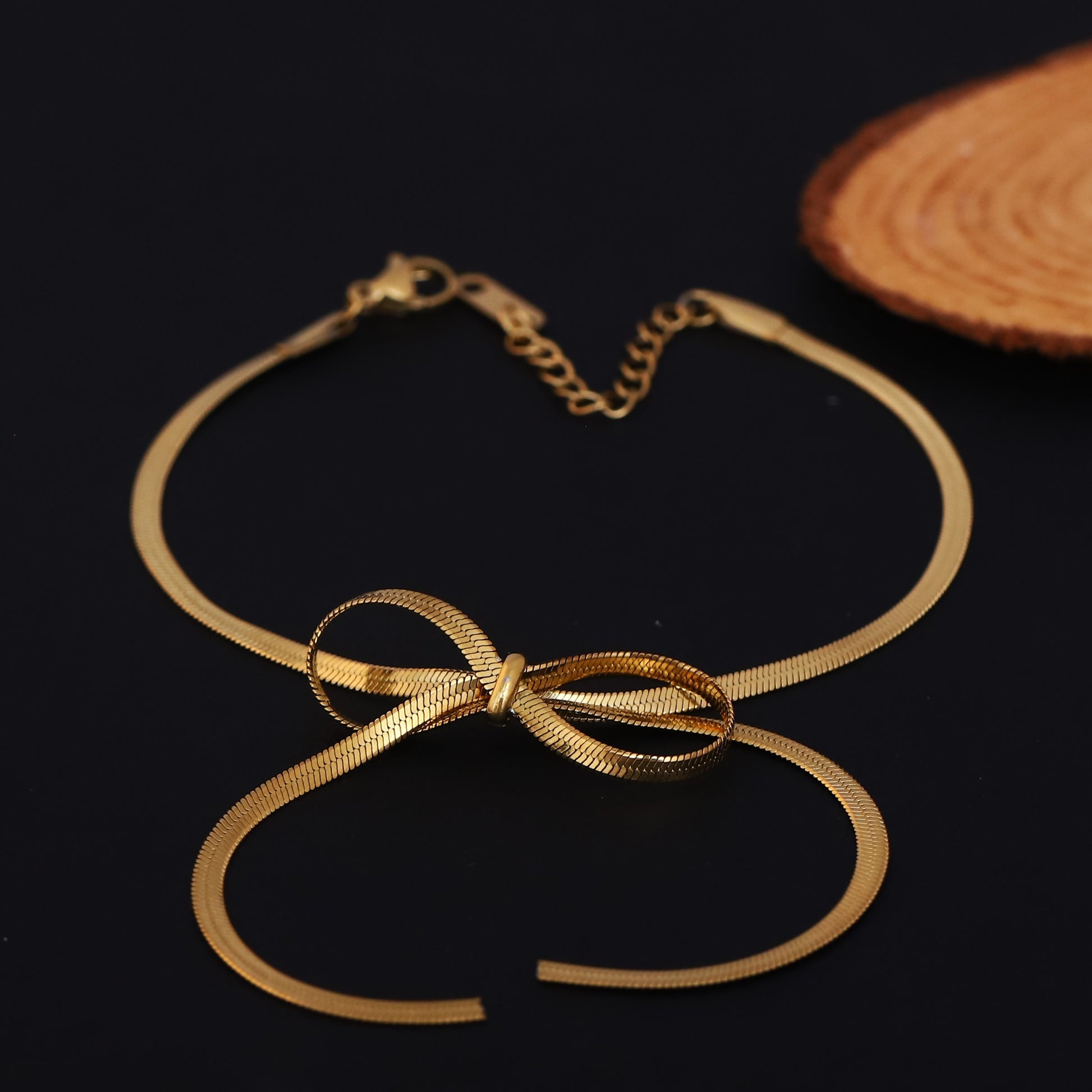 Snake Chain Bow Design Bracelet - ZIPPORY