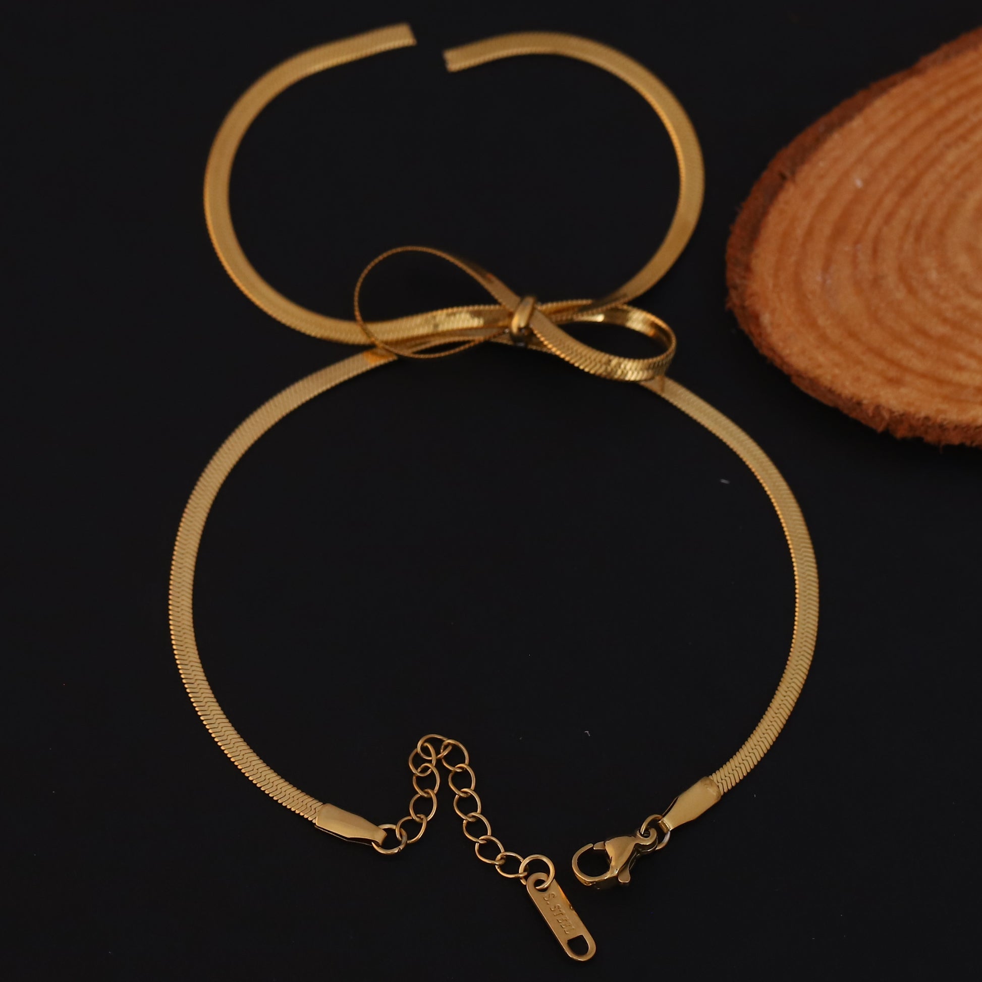 Snake Chain Bow Design Bracelet - ZIPPORY